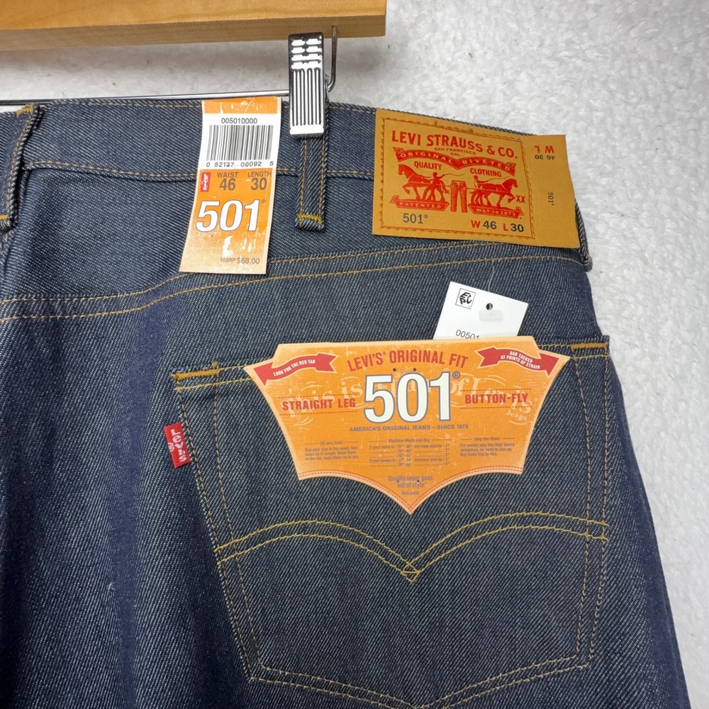 Levis 501 Original Fit Jeans Mens 46x30 Dark Wash Straight Leg Denim 00501-0000